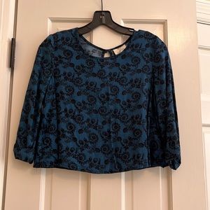 Urban outfitters pins and needles patterned top in size XS